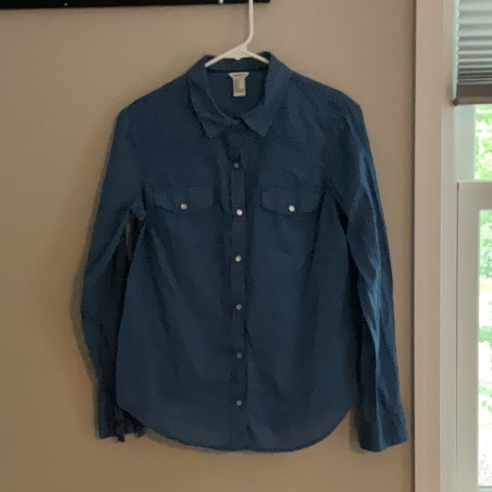 FOREVER 21 polka dot shirt